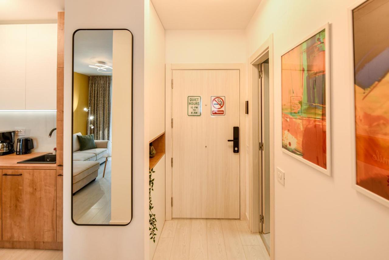 Colorful Fusion - Modern 1Br Near Romexpo Center Apartman Bukarest Kültér fotó